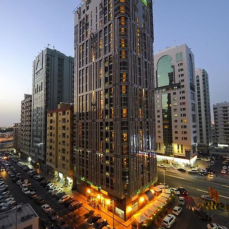 Vision Hotel Apartments Deluxe Abu Dhabi Esterno foto